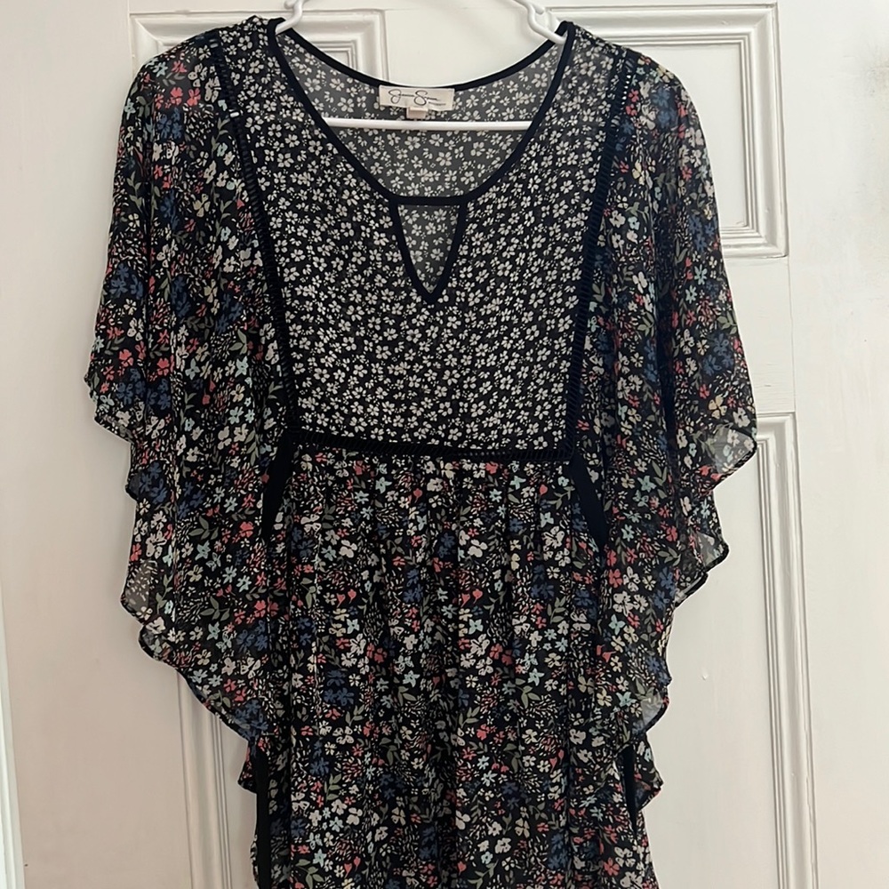 Jessica Simpson maternity blouse